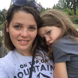 Meet your Posher, Janelle